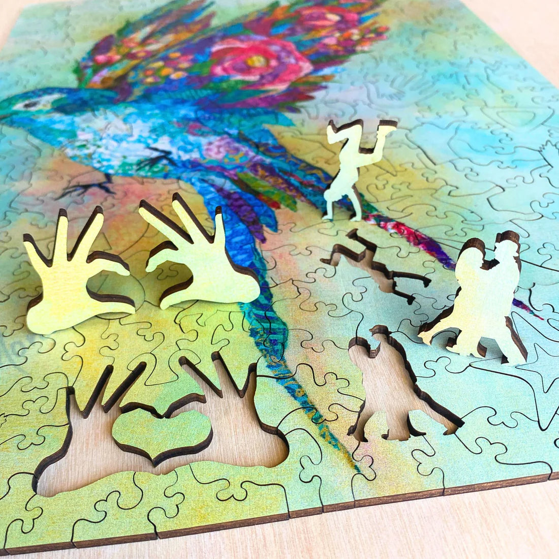 Twigg Puzzles - Botanical Swallow- 315 pieces