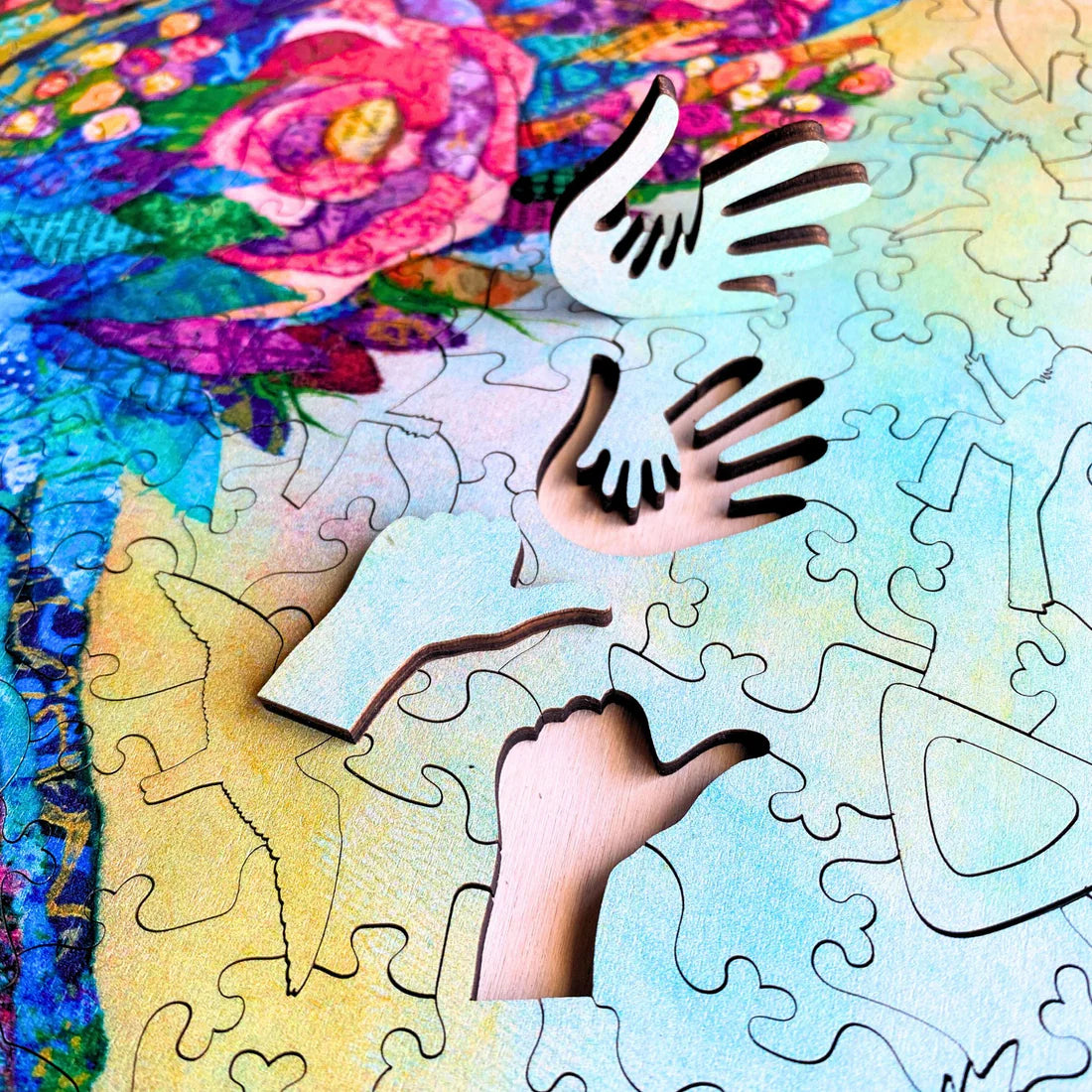 Twigg Puzzles - Botanical Swallow- 315 pieces